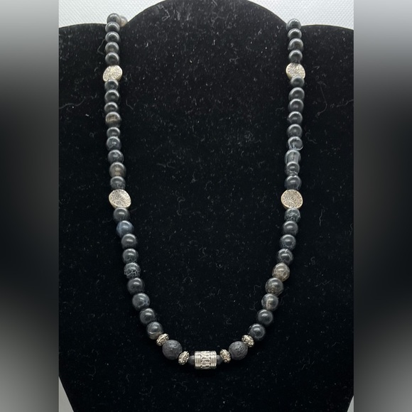 Black Agate Half Mala - Picture 3 of 3